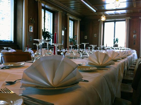 Hotel Schweizerhof Андермат Екстериор снимка