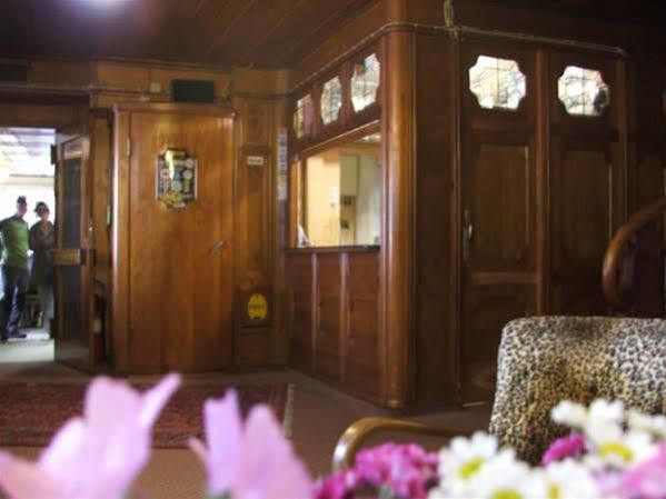 Hotel Schweizerhof Андермат Екстериор снимка